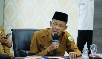 Sekretaris Daerah Kabupaten Lingga, Armia | f. Diskominfo Lingga