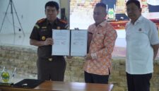 Program Desa JUARA Diluncurkan di Lingga, Kajati Kepri Tegaskan Perang Total Terhadap Korupsi | f. Red
