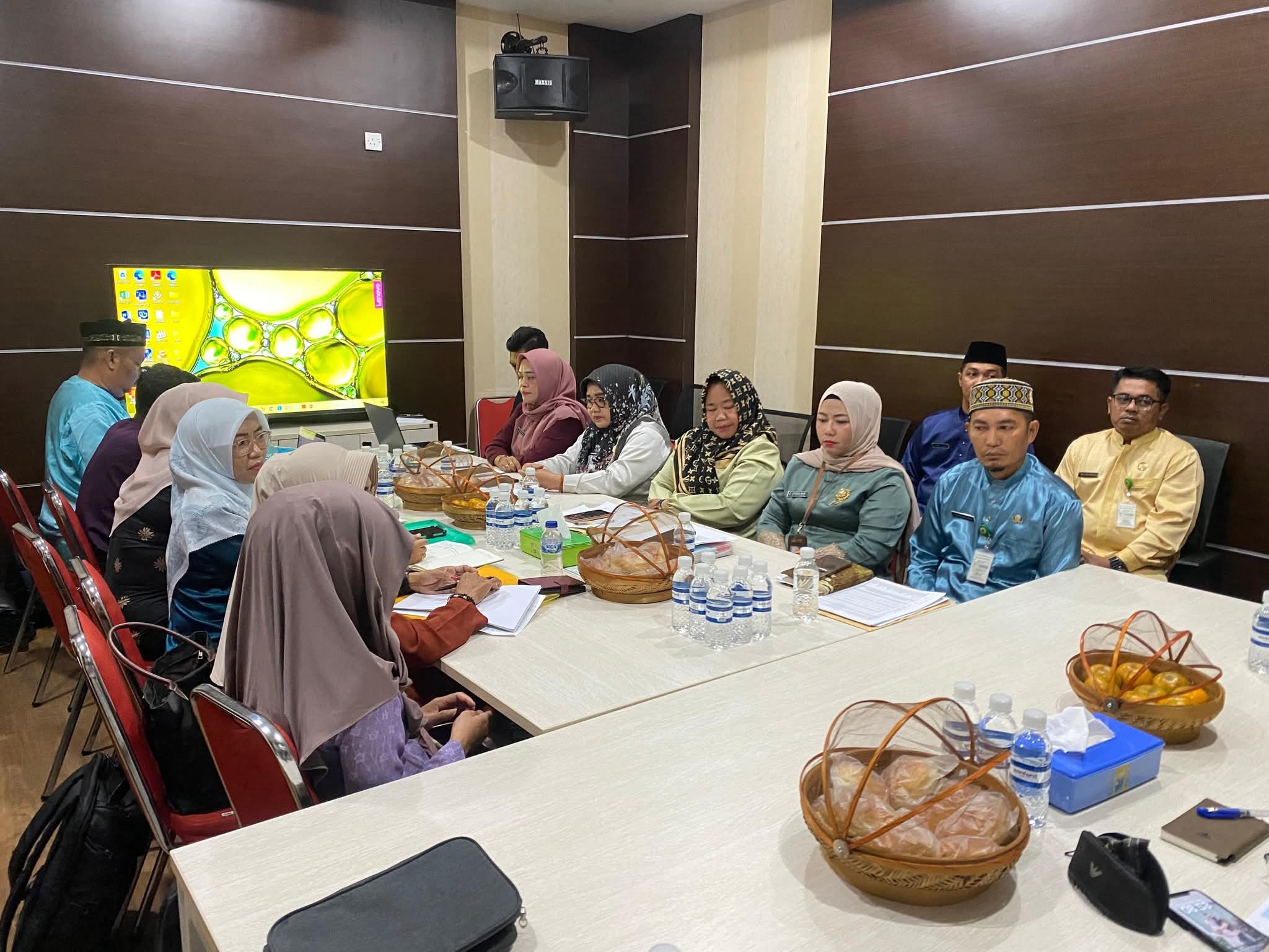 Pemkab Lingga Gelar Pertemuan Bersama Kepala Puskesmas, Wabup Tekankan Integrasi Pelayanan Kesehatan | f. Diskominfo Lingga