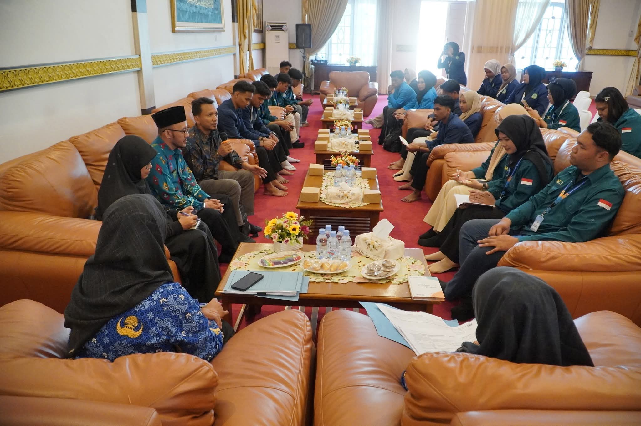 Mahasiswa KKN Siap Mengabdi di Desa Resun, Maratusholiha Nizar Beri Pesan Inspiratif | f. Diskominfo Lingga