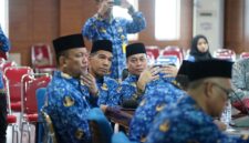 Lingga Menuju Lokus PSN Sagu Nasional: Bupati dan Wabup Pimpin Rapat Koordinasi Pengusulan Agroindustri Berkelanjutan | f. Diskominfo Lingga