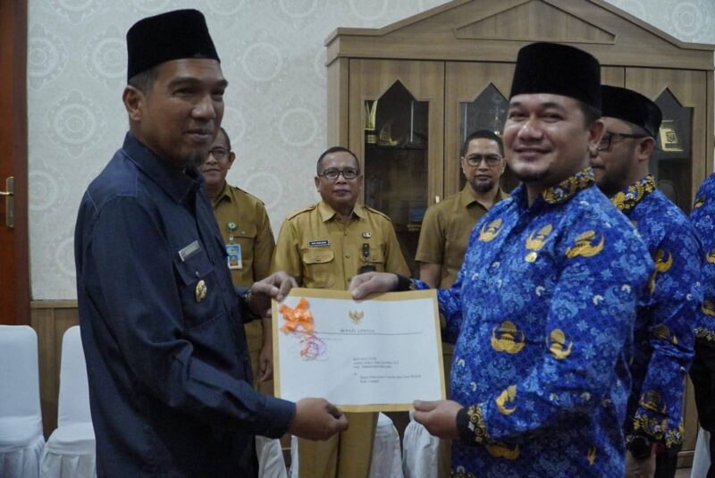 Wakil Bupati Lingga Lantik 6 Pejabat Fungsional Baru | f. Diskominfo Lingga