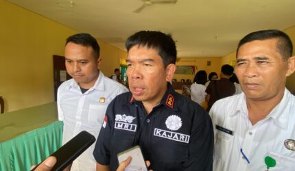 Kepala Kejaksaan Negeri Lingga, Amriyata | f. Diar