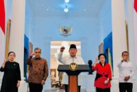 Presiden Prabowo Subianto memberikan keterangannya bersama pimpinan lembaga negara dan ketua umum partai politik di Istana Merdeka, Jakarta, pada Minggu, 31 Agustus 2025. Foto: BPMI Setpres/Kris