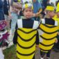 Anak-Anak Berkostum Lucu dan Menggemaskan Jadi Pusat Perhatian di Pawai Pembangunan HUT RI ke-80 Dabo Singkep | f. Cahyo