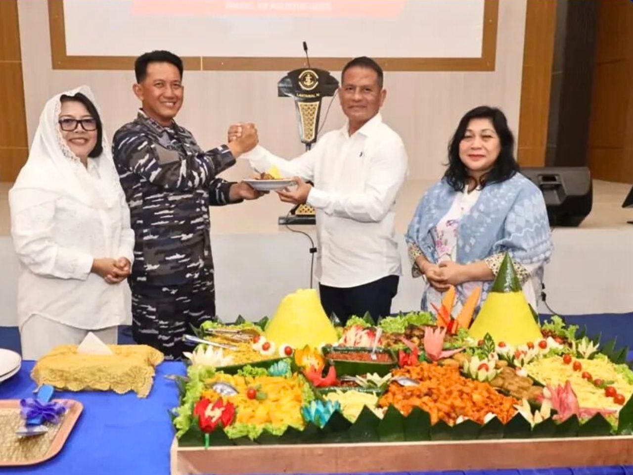 Danlanal Dabo Singkep Hadiri Syukuran Validasi Organisasi Kodaeral IV Batam | f. Lanal Dabo Singkep