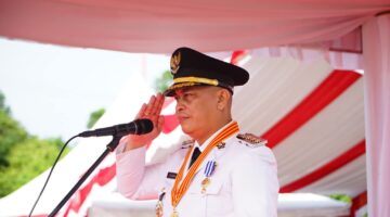 Bupati Nizar Pimpin Upacara HUT ke-80 RI di Lingga: Wujud Persatuan dan Semangat Kemerdekaan | f. Diskominfo Lingga