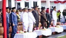 Danlanal Dabo Singkep Hadiri Upacara Detik-Detik Proklamasi HUT RI ke-80 di Lingga | f. Diskominfo Lingga