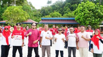 Diskominfo Lingga Rayakan HUT RI ke-80 dan Milad ke-5 dengan Family Fun Day di Pantai Armifa | f. Diskominfo Lingga