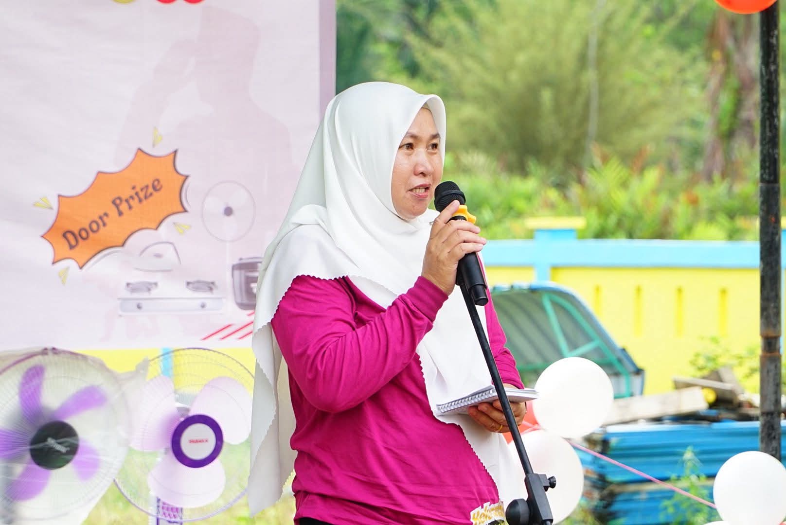 Jalan Sehat Kelurahan Daik Sepincan Meriahkan HUT RI ke-80, Ratusan Warga Ruah di Jalanan Kampung | f. Diskominfo Lingga