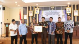 Kejati Kepri dan Pemkab Kepulauan Anambas Berjalan Bersama, Demi “Desa JUARA” yang Bersih dan Sejahtera | Kejaksaan Tinggi Kepri