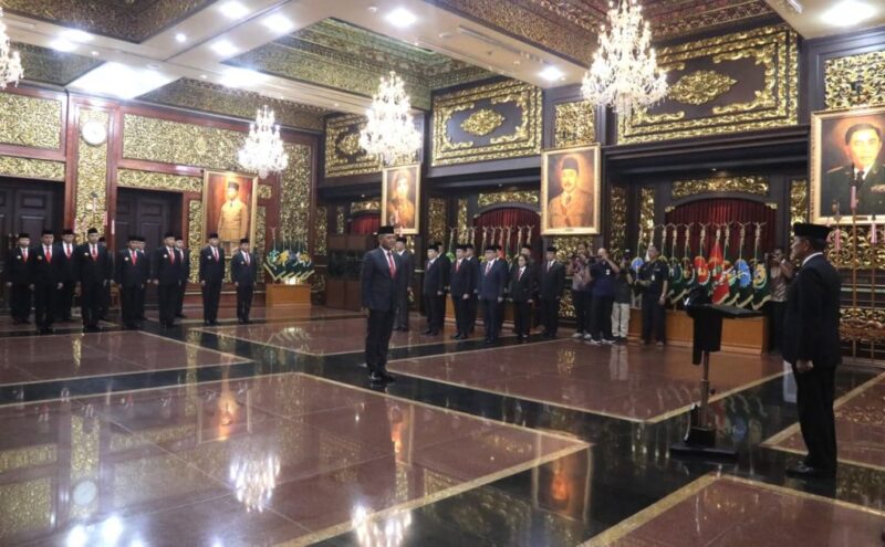 Wamenhan RI Donny Ermawan Lantik 15 Pejabat Pimpinan Tinggi di Kementerian Pertahanan | f. Kemhan
