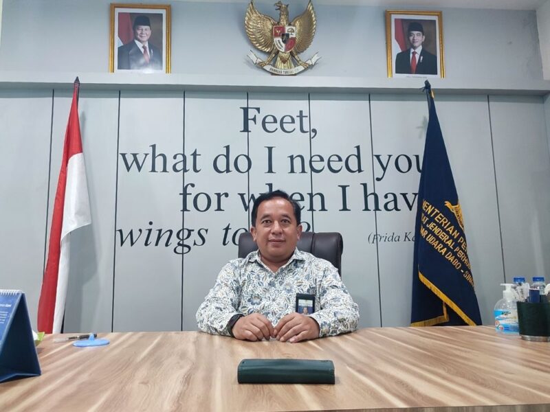 Kepala Bandar Udara (Kabandara) Kelas III Dabo Singkep, Indra Rohman, S.Kom.,M.M. | f. Cahyo
