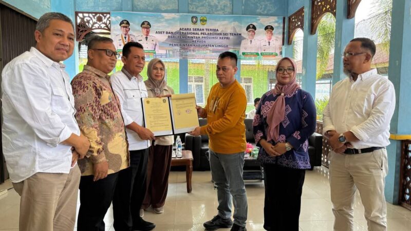 Gubernur dan Wakil Gubernur Kepri Kunker ke Lingga, Resmikan Serah Terima Pelabuhan Sei Tenam | f. Diskominfo Lingga