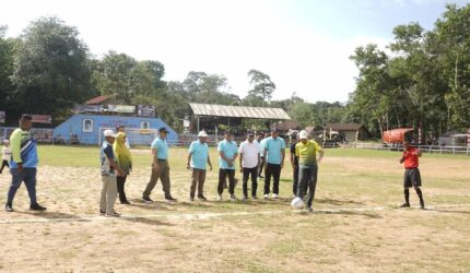 Wabup Lingga Novrizal Resmi Buka Turnamen Sungai Buluh Cup II 2025, 64 Tim Siap Berlaga | f. Sahib