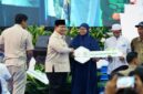 Panglima TNI Dampingi Presiden RI Prabowo pada Akad Massal 26.000 KPR FLPP di Bogor | Puspen TNI
