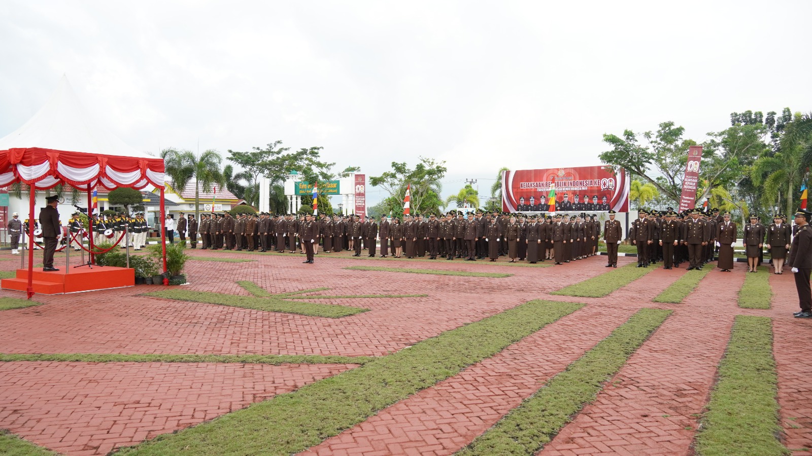 Hari Lahir Kejaksaan RI ke-80, Kejaksaan Tinggi Kepri, Kajati Kepri J. Devy Sudarso, Kejaksaan Republik Indonesia, Asta Cita Presiden, Kejaksaan Indonesia Maju, Tujuh Perintah Harian Jaksa Agung, Tabur Bunga Selat Riau | f. Penkum Kejati Kepri