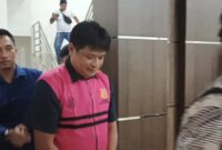 DY, tersangka kasus dugaan korupsi proyek jembatan Desa Marok Kecil pada tahun anggaran 2022, 2023, dan 2024 | f. Vatawari