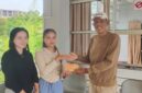 Sekda Lingga Jenguk Korban Laka di RSBK Batam, Narles Dapat Bantuan dan Dukungan Moral | f. Yudiar
