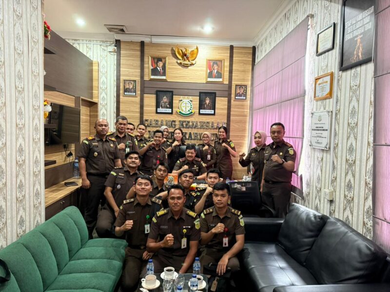 Kajati Kepri Kunker ke Moro: Sosialisasi Pendampingan Dana Desa untuk Cegah Penyalahgunaan Anggaran | f. Kejati Kepri