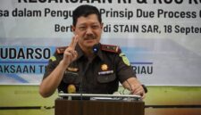 Kajati Kepri Kunker ke Bintan: Supervisi Kinerja, Baksos, dan Kuliah Umum di STAIN Sultan Abdurrahman | f. Kejati Kepri
