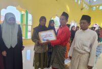 Apri Fajar Hermanto Bagikan 100 Paket Sembako di Lingga: 