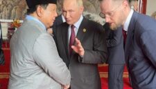 Lawatan Singkat di Beijing, Presiden Prabowo Bahas Kerja Sama Strategis dengan Presiden Rusia Vladimir Putin | BPMI Setpres