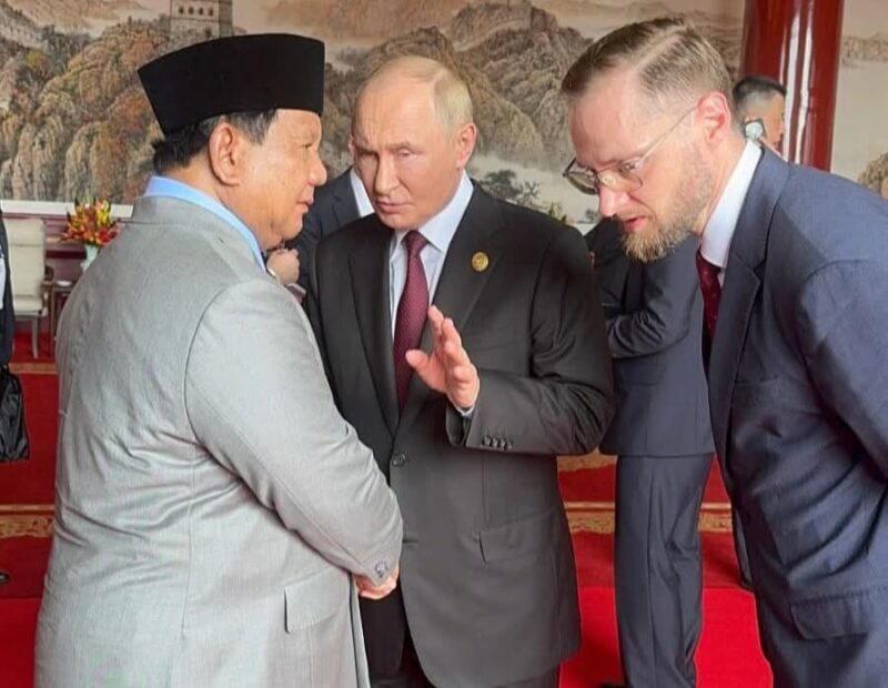 Lawatan Singkat di Beijing, Presiden Prabowo Bahas Kerja Sama Strategis dengan Presiden Rusia Vladimir Putin | BPMI Setpres