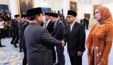 Presiden Prabowo Lantik Empat Menteri dan Satu Wakil Menteri Kabinet Merah Putih | f. BPMI Setpres