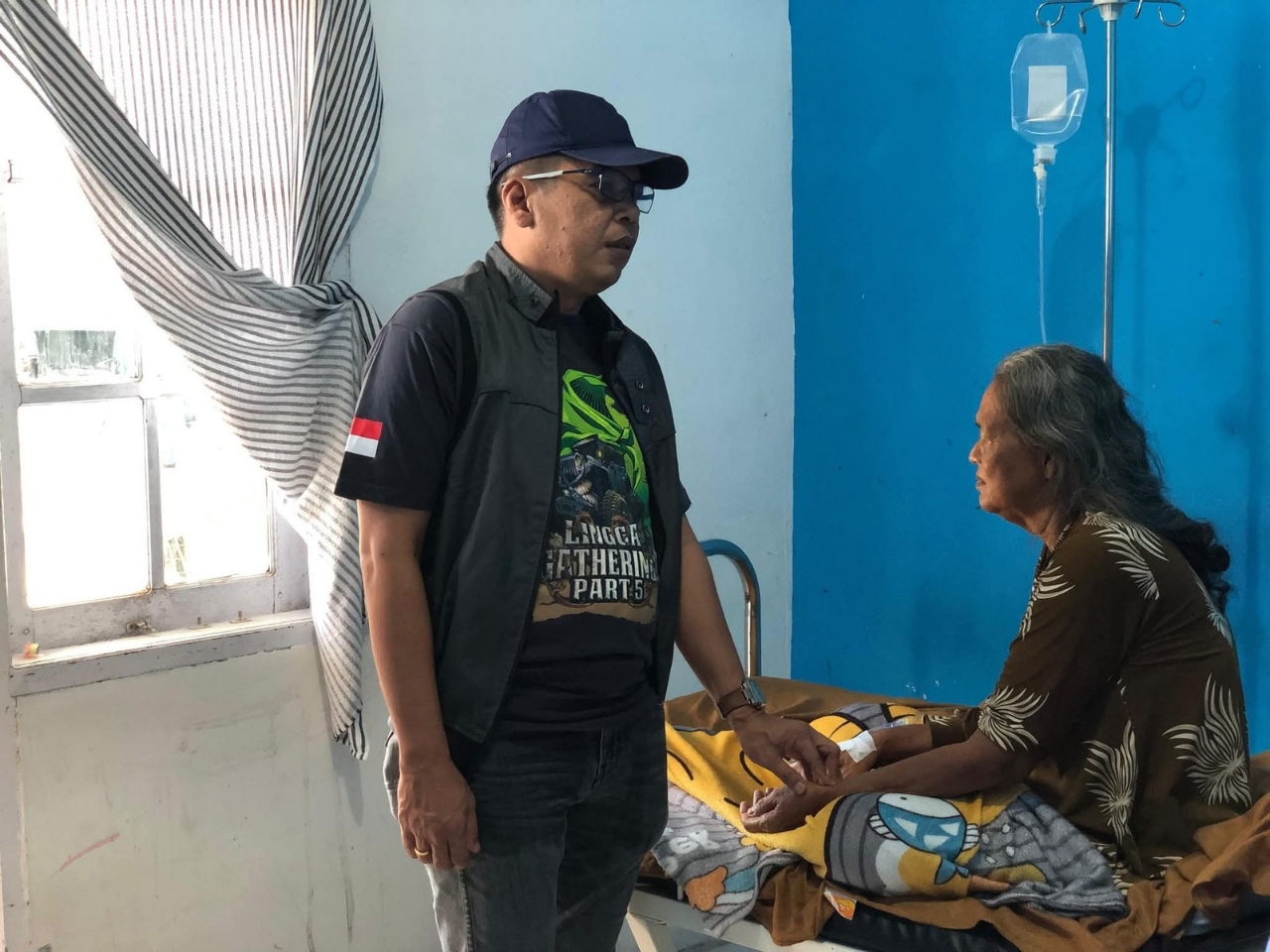 Kepala Dinas Kesehatan Kabupaten Lingga, dr. Bukit Raya Gultom, M.M., Mengunjungi Puskesmas Raya | f. Diskominfo Lingga