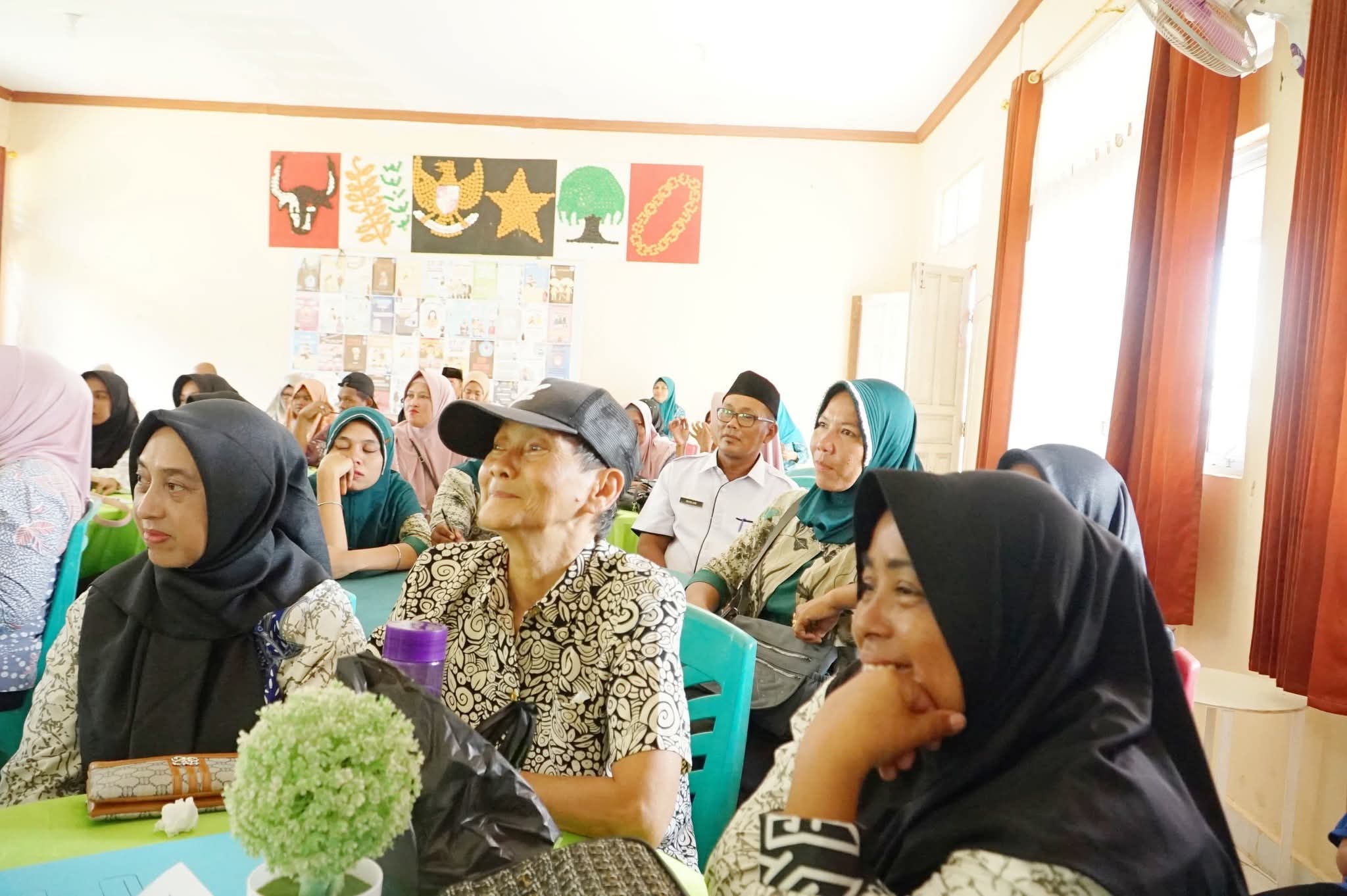 Pelatihan Kader Posyandu se-Kecamatan Bakung Serumpun 2025: Perkuat Peran Ujung Tombak Kesehatan Desa | f. Diskominfo Lingga