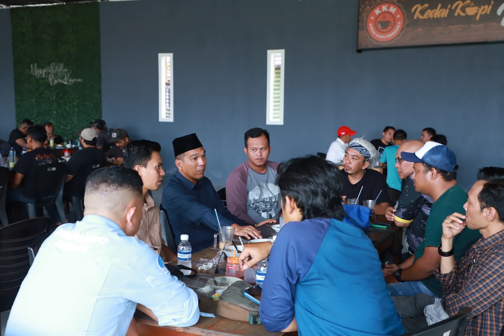 Wakil Bupati Lingga Novrizal Gelar Diskusi Terbuka: Serap Aspirasi Warga, Evaluasi Kinerja OPD, dan Dorong Pemerintahan Lebih Responsif | f. Prokopim Lingga