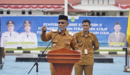 Sekretaris Daerah Kabupaten Lingga, H. Armia | f. Diskominfo Lingga