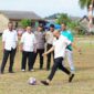Semarak Hari Jadi ke-12 Desa Resun Pesisir: Wabup Lingga Novrizal Buka Turnamen Minisoccer U-14 dengan Semangat Sportivitas dan Persaudaraan | f. Diskominfo Lingga
