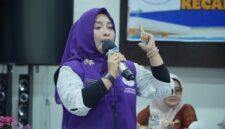 Pembina Posyandu Kabupaten Lingga, Maratusholiha Nizar menegaskan bahwa kegiatan ini merupakan langkah berkelanjutan dari program nasional yang menitikberatkan pada penerapan enam SPM bidang kesehatan | f. Diskominfo Lingga