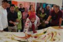 Ketua Dekranasda Batam Erlita Amsakar Ahmad Kagumi Batik Lingga, Dorong Kolaborasi UMKM Naik Kelas | f. Diskominfo Lingga