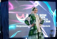 Semarak Batam Batik Fashion Week 2025 di Dabo Singkep: Kolaborasi Batam–Lingga Angkat Warisan Budaya ke Kancah Dunia | f. Diskominfo Lingga