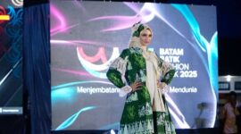Semarak Batam Batik Fashion Week 2025 di Dabo Singkep: Kolaborasi Batam–Lingga Angkat Warisan Budaya ke Kancah Dunia | f. Diskominfo Lingga