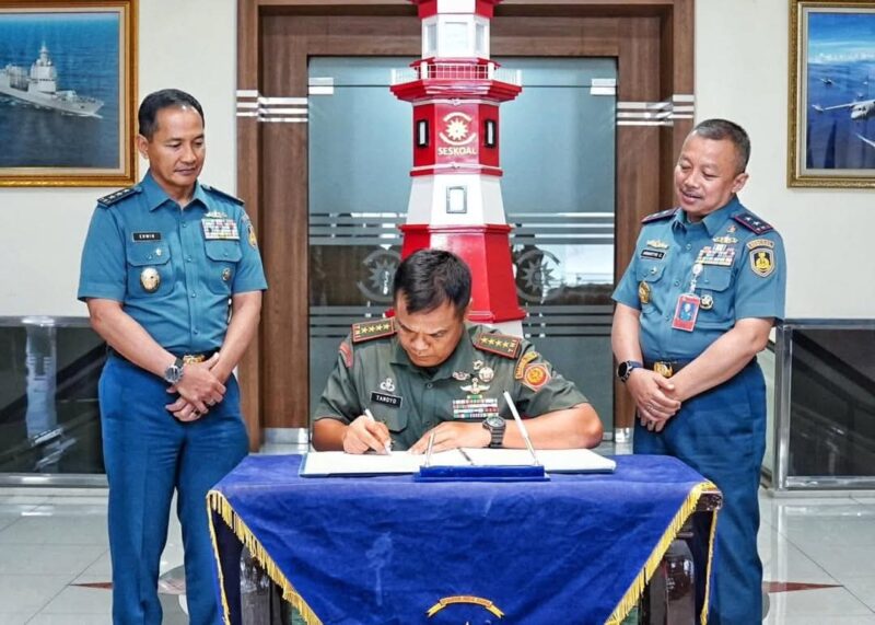 Wapang TNI: Pemimpin Harus Menjadi Tauladan dalam Sikap dan Tindakan | f. Puspen TNI