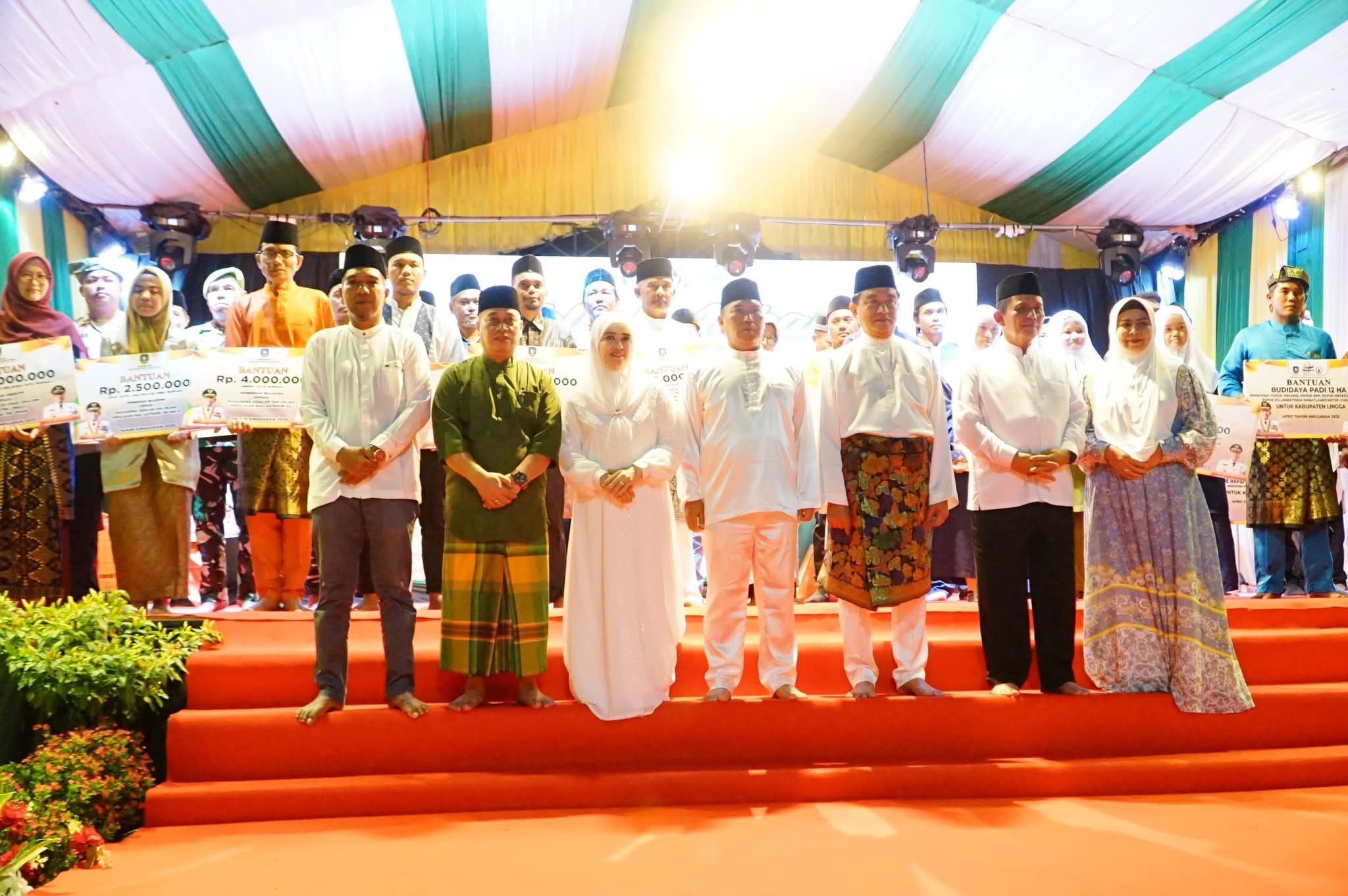 Pemkab Lingga Gelar Tabligh Akbar Peringati Sumpah Pemuda ke-97: Perkuat Ukhuwah Islamiyah dan Semangat Persatuan | f. Diskominfo Lingga