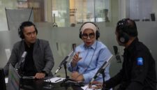 Dialog Pagi RRI Pro 1: Wakajati Kepri Ungkap Strategi Efektif dan Transparan Pemulihan Aset dalam Pemberantasan Korupsi | Kejati Kepri