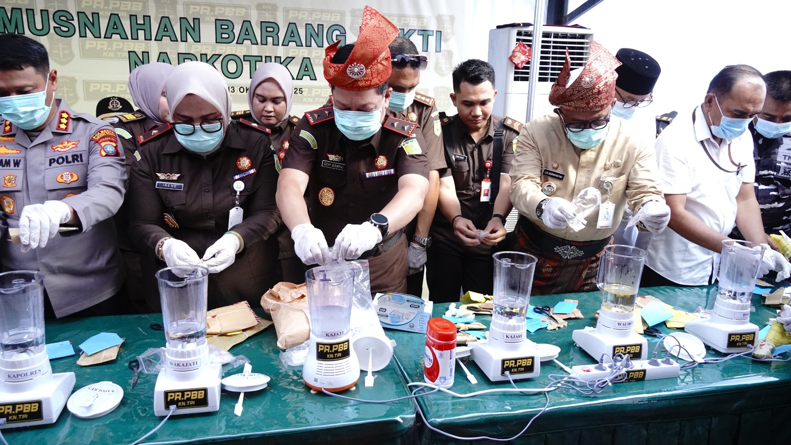 Kajati Kepri Dorong Penegakan Hukum Humanis dan Berkeadilan Saat Kunjungan Kerja ke Kejari Tanjungpinang | f. Kejati Kepri