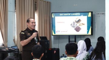 Kejati Kepri Edukasi Pelajar SMAN 14 Batam: Hindari Napza, Stop Bullying, dan Bijak Bermedsos | f. Kejati Kepri