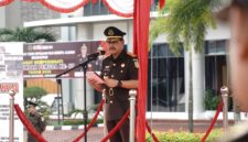 Kajati Kepri J. Devy Sudarso Ajak Generasi Muda Adhyaksa Wujudkan Kejaksaan Berintegritas di Peringatan Sumpah Pemuda ke-97 | f. Kejati Kepri