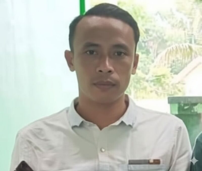 Operator Desa di Lingga Minta Pemkab Kembalikan Insentif Seperti Tiga Tahun Lalu, Asdian Salah satu Operator Desa di Desa Batu Kacang | f. Redaksi
