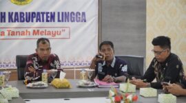Wakil Bupati Lingga Pimpin Rapat Satgas Makan Bergizi Gratis, Targetkan 41 Titik Dapur Rampung Akhir 2025 | f. Diskominfo Lingga