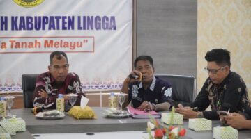 Wakil Bupati Lingga Pimpin Rapat Satgas Makan Bergizi Gratis, Targetkan 41 Titik Dapur Rampung Akhir 2025 | f. Diskominfo Lingga