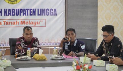 Wakil Bupati Lingga Pimpin Rapat Satgas Makan Bergizi Gratis, Targetkan 41 Titik Dapur Rampung Akhir 2025 | f. Diskominfo Lingga