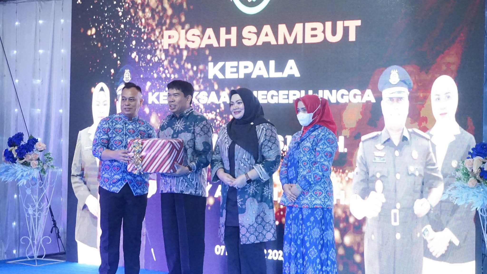 Malam Haru Pisah Sambut Kajari Lingga: Bupati Nizar Ucapkan Terima Kasih dan Sambut Hangat Rully Affandi | f. Diskominfo Lingga