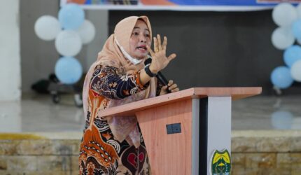 Bunda PAUD Kab. Lingga Hadiri Peringatan HUT ke-20 Himpaudi: Ajak Guru dan Orang Tua Awasi Penggunaan Gadget Anak | f. Diskominfo Lingga